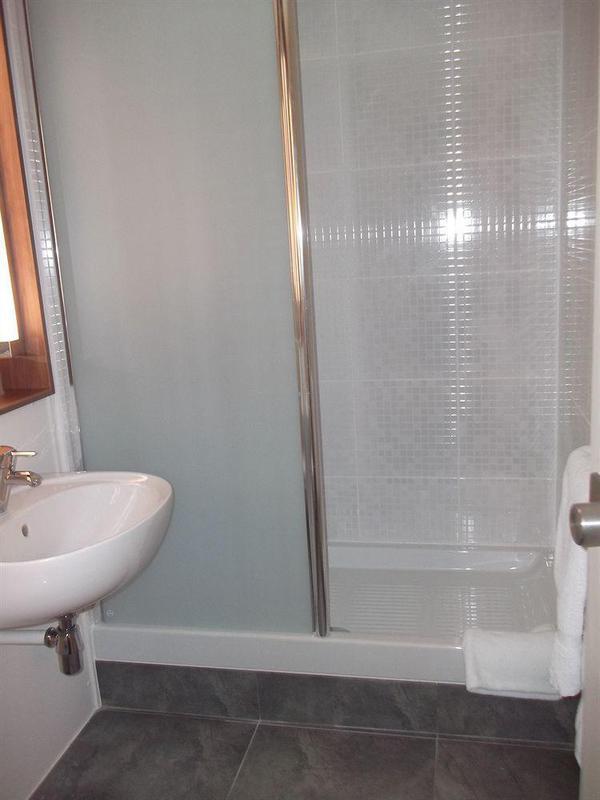 Greet Versailles - Le Bretonneux Hotel Voisins-le-Bretonneux